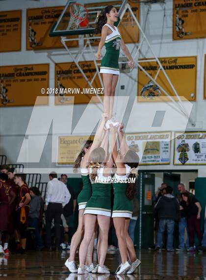 Thumbnail 3 in Royal vs Simi  photogallery.