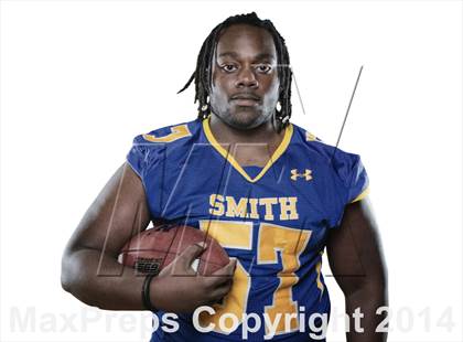 Thumbnail 1 in Oscar Smith (2014 Preseason Top 25 Photo Shoot)  photogallery.