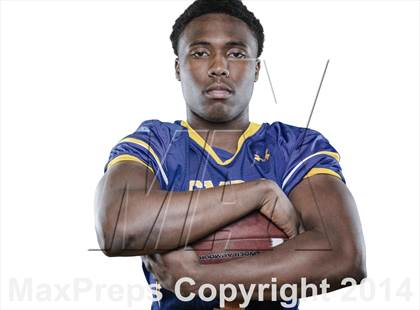 Thumbnail 3 in Oscar Smith (2014 Preseason Top 25 Photo Shoot)  photogallery.