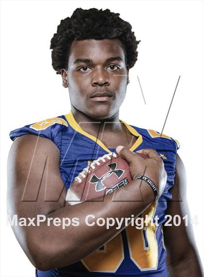 Thumbnail 2 in Oscar Smith (2014 Preseason Top 25 Photo Shoot)  photogallery.
