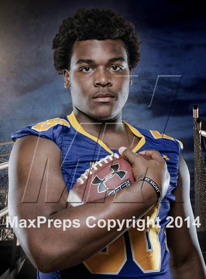 Thumbnail 1 in Oscar Smith (2014 Preseason Top 25 Photo Shoot)  photogallery.