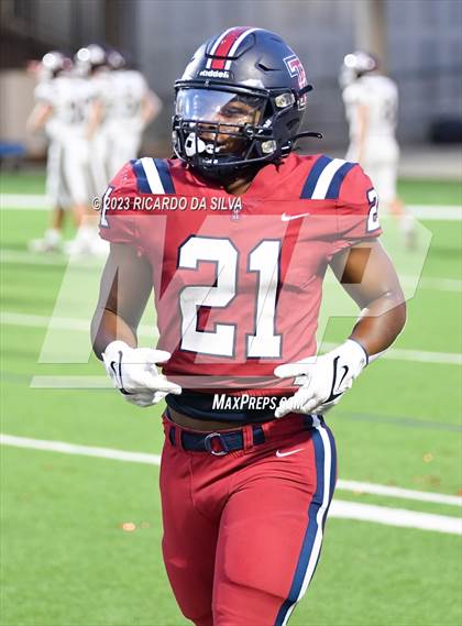 Thumbnail 3 in Tompkins vs Cinco Ranch photogallery.