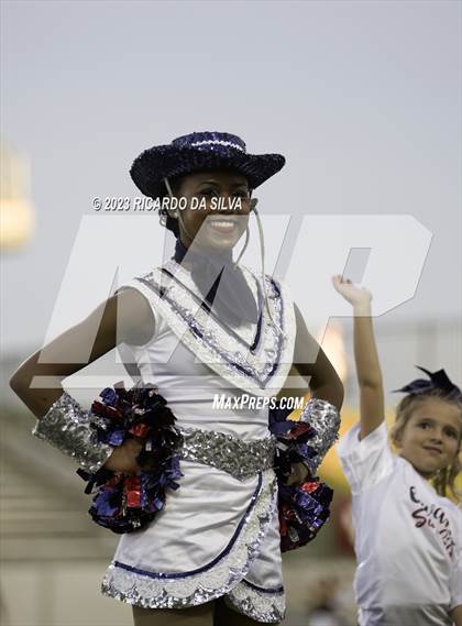Thumbnail 3 in Tompkins vs Cinco Ranch photogallery.