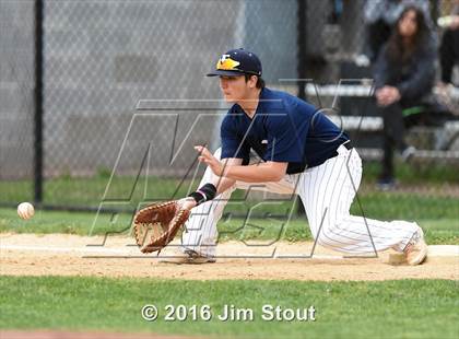 Thumbnail 2 in Eastchester @ Pelham photogallery.