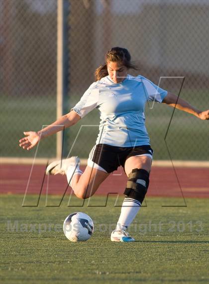 Thumbnail 2 in Marshall vs. Arroyo (CIF SS D7 Final) photogallery.