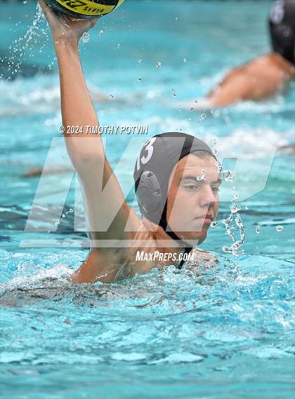 Thumbnail 3 in Grossmont @ Villa Park photogallery.