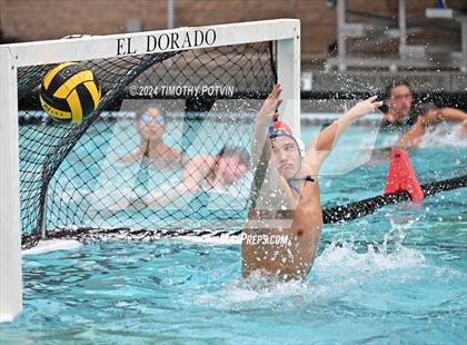 Thumbnail 2 in Grossmont @ Villa Park photogallery.