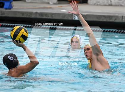 Thumbnail 3 in Grossmont @ Villa Park photogallery.
