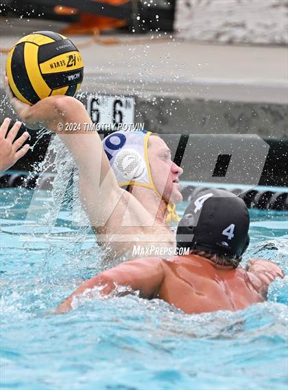 Thumbnail 2 in Grossmont @ Villa Park photogallery.