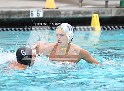 Thumbnail 2 in Grossmont vs Villa Park photogallery.