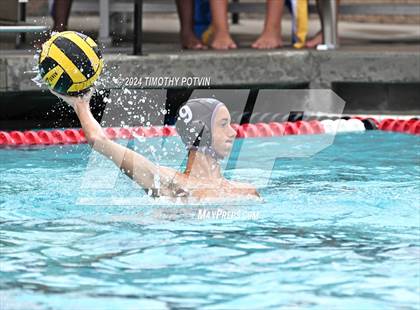Thumbnail 1 in Grossmont @ Villa Park photogallery.