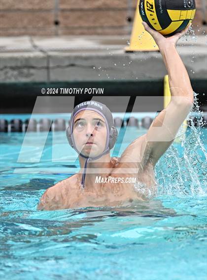 Thumbnail 3 in Grossmont @ Villa Park photogallery.