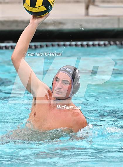 Thumbnail 3 in Grossmont @ Villa Park photogallery.