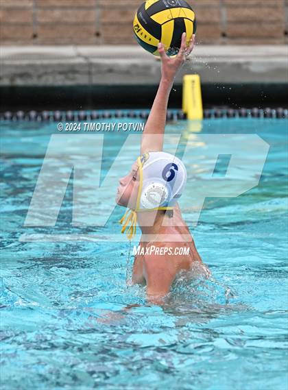 Thumbnail 2 in Grossmont @ Villa Park photogallery.