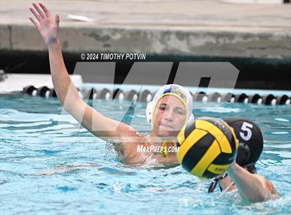 Thumbnail 3 in Grossmont @ Villa Park photogallery.