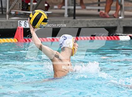 Thumbnail 1 in Grossmont @ Villa Park photogallery.