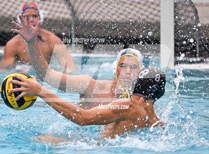 Thumbnail 1 in Grossmont @ Villa Park photogallery.