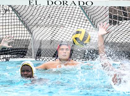 Thumbnail 3 in Grossmont vs Villa Park photogallery.