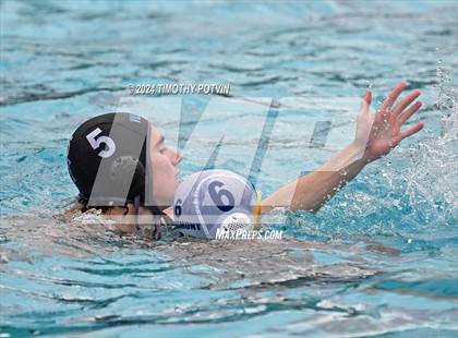 Thumbnail 1 in Grossmont vs Villa Park photogallery.