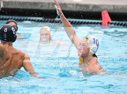 Thumbnail 1 in Grossmont @ Villa Park photogallery.