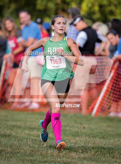Thumbnail 2 in Saint Xavier Tiger Run photogallery.