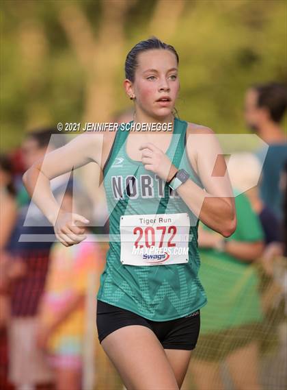 Thumbnail 1 in Saint Xavier Tiger Run photogallery.