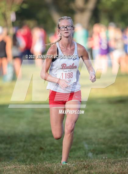 Thumbnail 3 in Saint Xavier Tiger Run photogallery.