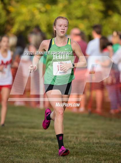 Thumbnail 2 in Saint Xavier Tiger Run photogallery.