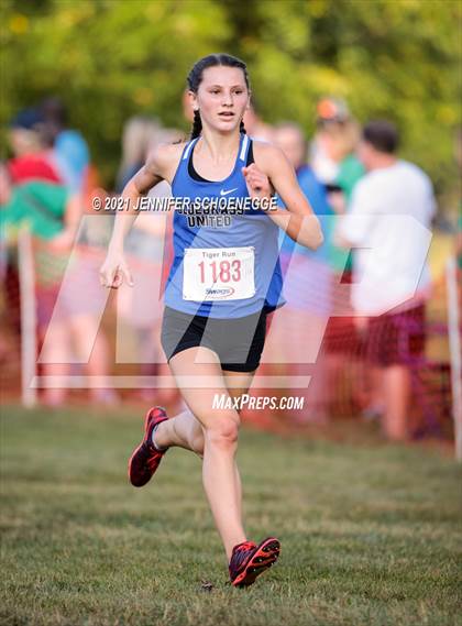 Thumbnail 2 in Saint Xavier Tiger Run photogallery.