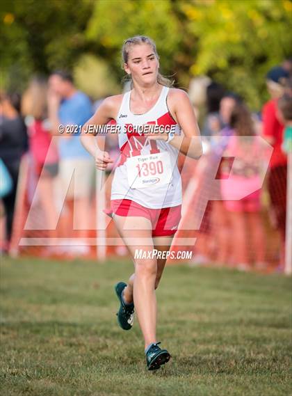 Thumbnail 1 in Saint Xavier Tiger Run photogallery.