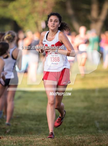 Thumbnail 3 in Saint Xavier Tiger Run photogallery.