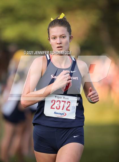 Thumbnail 2 in Saint Xavier Tiger Run photogallery.