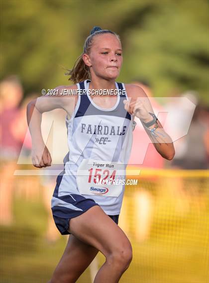 Thumbnail 3 in Saint Xavier Tiger Run photogallery.