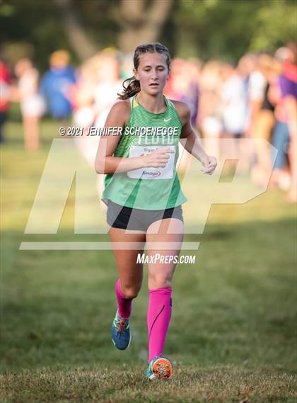 Thumbnail 3 in Saint Xavier Tiger Run photogallery.