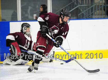 Thumbnail 1 in North Haven @ Glastonbury (CIAC Division 1 First Round) photogallery.