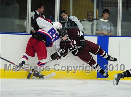 Thumbnail 2 in North Haven @ Glastonbury (CIAC Division 1 First Round) photogallery.