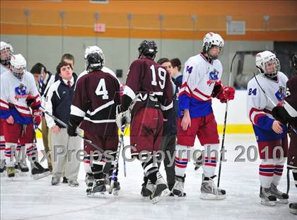 Thumbnail 3 in North Haven @ Glastonbury (CIAC Division 1 First Round) photogallery.