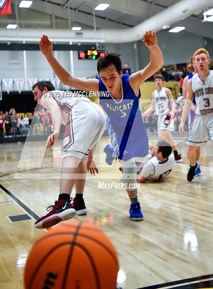 Thumbnail 2 in White County Central vs. Hector (AAA 2A State Playoff First Round) photogallery.