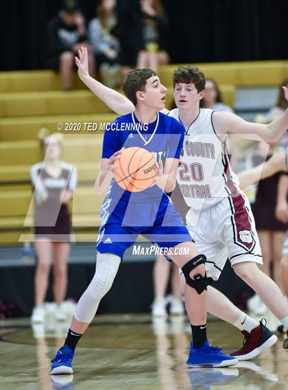 Thumbnail 1 in White County Central vs. Hector (AAA 2A State Playoff First Round) photogallery.