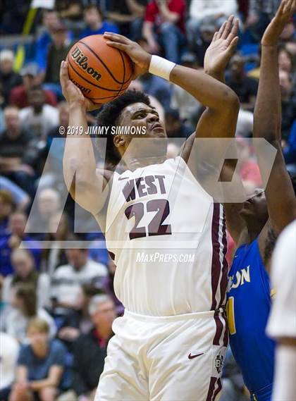 Thumbnail 2 in Belleville West vs. Simeon photogallery.