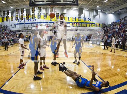 Thumbnail 2 in Belleville West vs. Simeon photogallery.