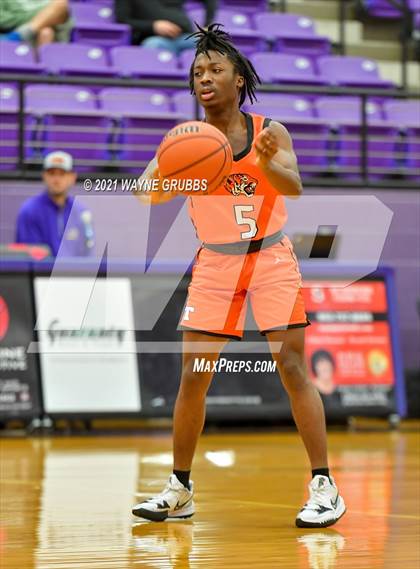 Thumbnail 1 in Texas @ Hallsville photogallery.