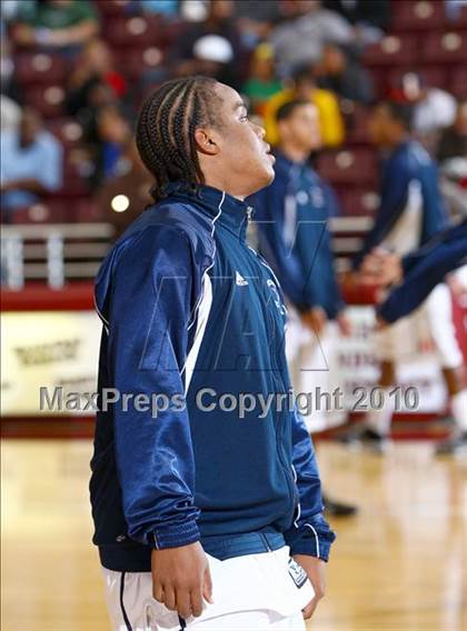 Thumbnail 3 in Bellaire vs. Bush (Texas 5A Regional Final) photogallery.