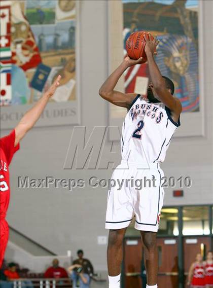 Thumbnail 3 in Bellaire vs. Bush (Texas 5A Regional Final) photogallery.