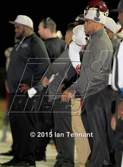Thumbnail 2 in La Serna vs. Paramount (CIF SS Playoffs) photogallery.