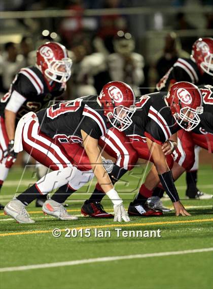 Thumbnail 2 in La Serna vs. Paramount (CIF SS Playoffs) photogallery.