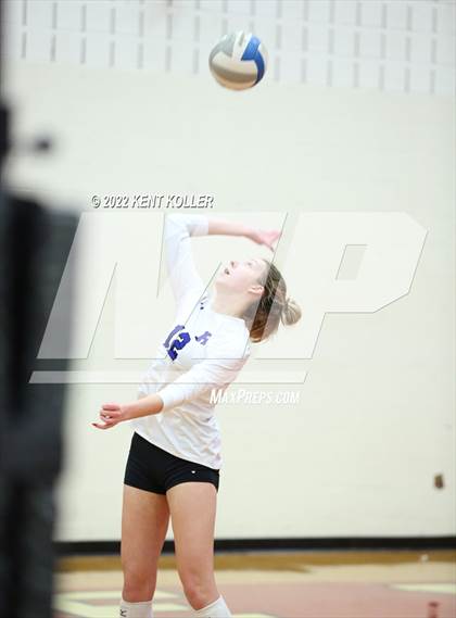 Thumbnail 1 in Lakeland vs Rochester (Chippewa Valley Tournament) photogallery.