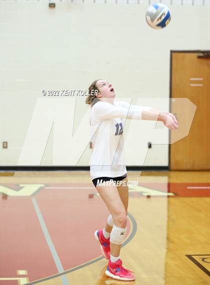 Thumbnail 3 in Lakeland vs Rochester (Chippewa Valley Tournament) photogallery.