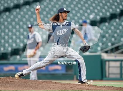Thumbnail 2 in Collaborative Education vs. KIPP NYC College Prep (PSAL Section 12 A Final) photogallery.