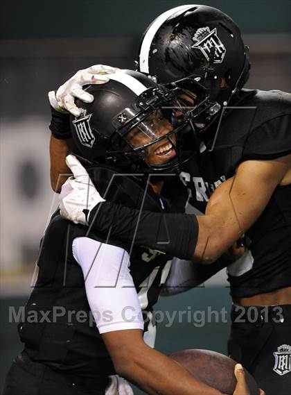 Thumbnail 1 in Servite @ Mater Dei photogallery.